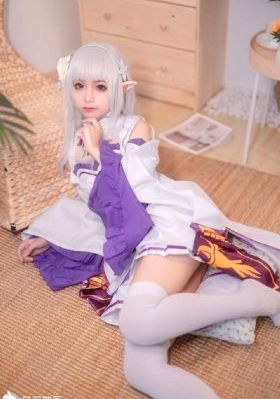 片名叫《官狱女囚》_BD英语高清完整版播放